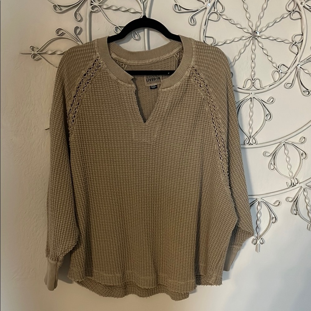 American Eagle Khaki sweater size M